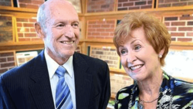 John and Carolyn Sonnentag Net Worth